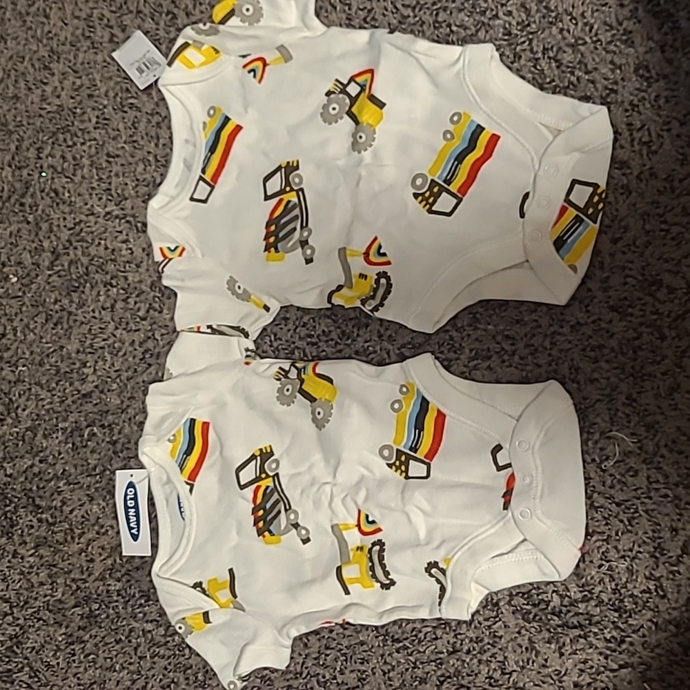 0-3 Months Old Navy Onesies